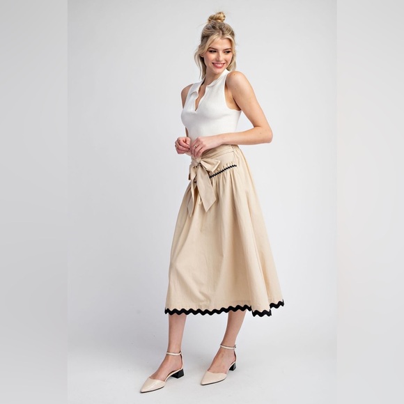 Bow Front Ric Rac Trim A-Line Midi Skirt - eesome - Picture 5 of 8